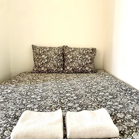 Appartement 15eme Cozy Walk To Eiffel Tower Steps To Multiple Metro Lines Parijs